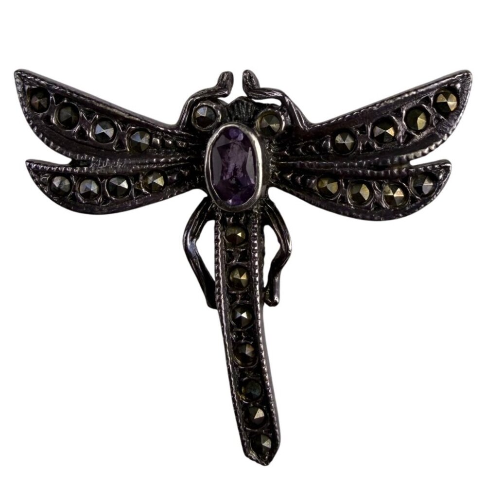 Vintage Unknown Womens Silver Tone Insect Dragonfly Brooch With Purple Stone